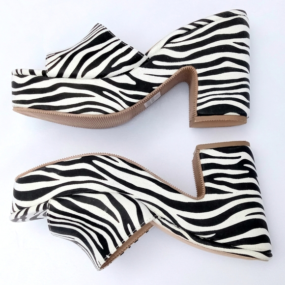 Zebra Platform Stack Heel - Picture 1 of 7